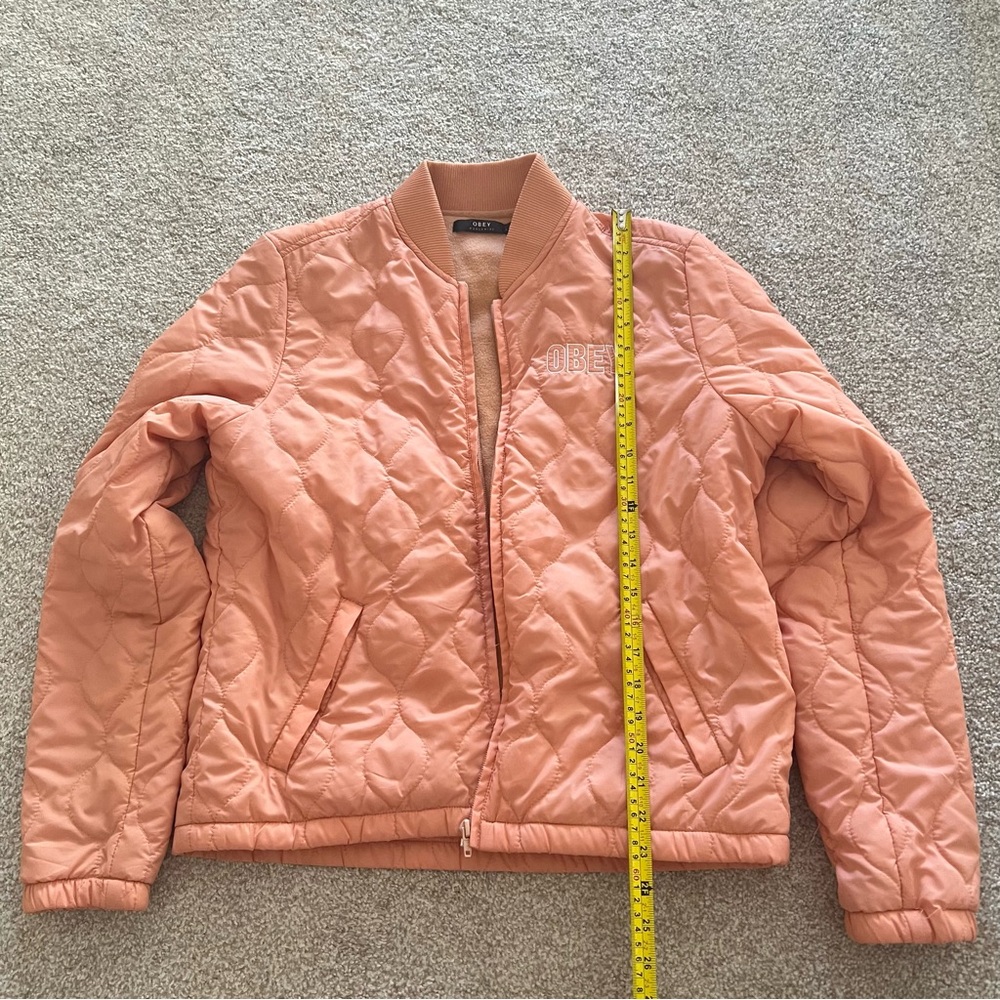 Obey Quilted Pink / Peach Embroidered Logo Puffer Jacket size Medium - Picture 10 of 12